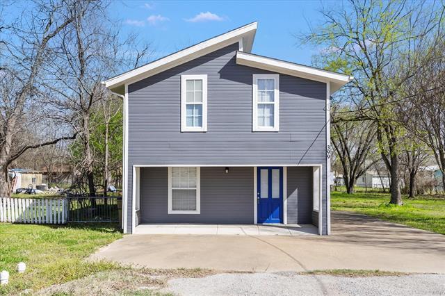 property at 399 College St