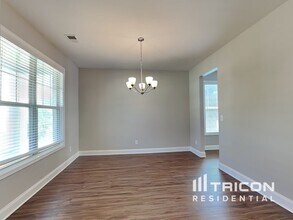 4853 Tower View Trail in Snellville, GA - Building Photo - Building Photo