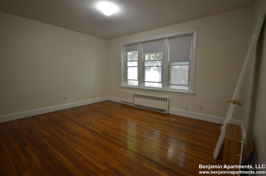 50 Lancaster Ter, Unit 1 in Brookline, MA - Building Photo