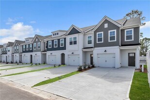 375 S Port Pkwy, Unit 101 in Brunswick, GA - Building Photo