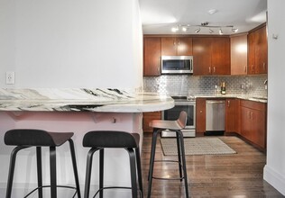 160 Commonwealth Ave, Unit 417 in Boston, MA - Building Photo - Building Photo