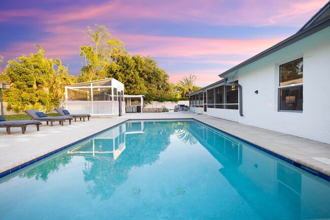 property at 183 Sunflower Cir