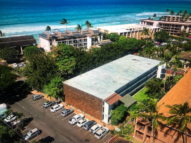 property at 3750 Lower Honoapiilani Rd
