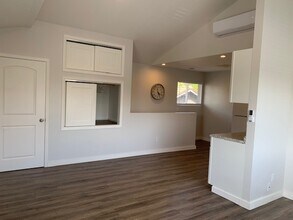 1172 Wieling Way in Petaluma, CA - Building Photo - Building Photo