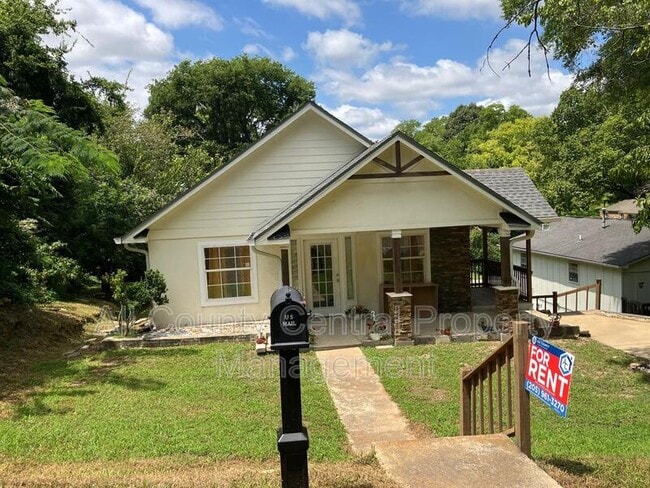 property at 904 47th Way S