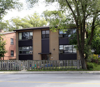 423 Lawrence Ave W in Toronto, ON - Building Photo - Building Photo