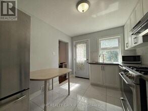 673 Glengrove Ave W in Toronto, ON - Building Photo - Building Photo