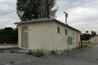 16304-16330 Foothill Blvd in Fontana, CA - Building Photo - Primary Photo