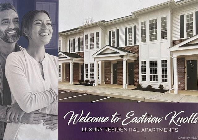 221 Eastview Dr in Central Islip, NY - Building Photo