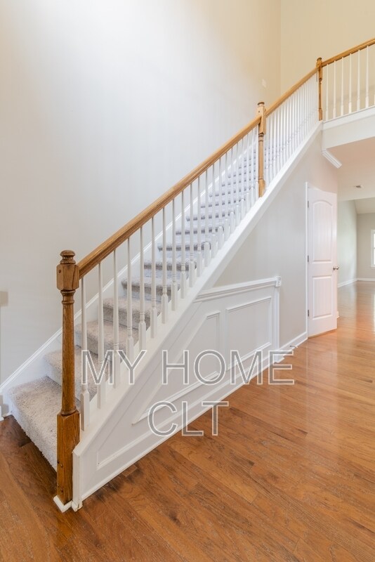 8513 Loxton Cir in Charlotte, NC - Building Photo - Building Photo