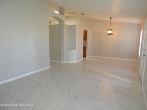 740 Montrose St SE in Palm Bay, FL - Building Photo - Building Photo