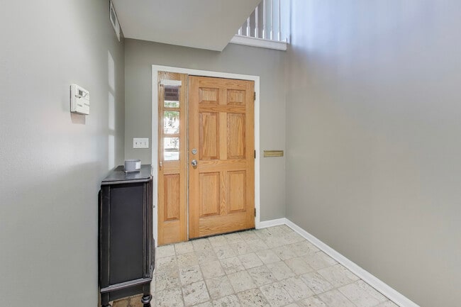 2305 W Thomas St in Chicago, IL - Building Photo - Building Photo