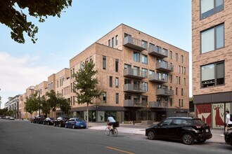 Mellem Ville-Marie in Montréal, QC - Building Photo - Building Photo