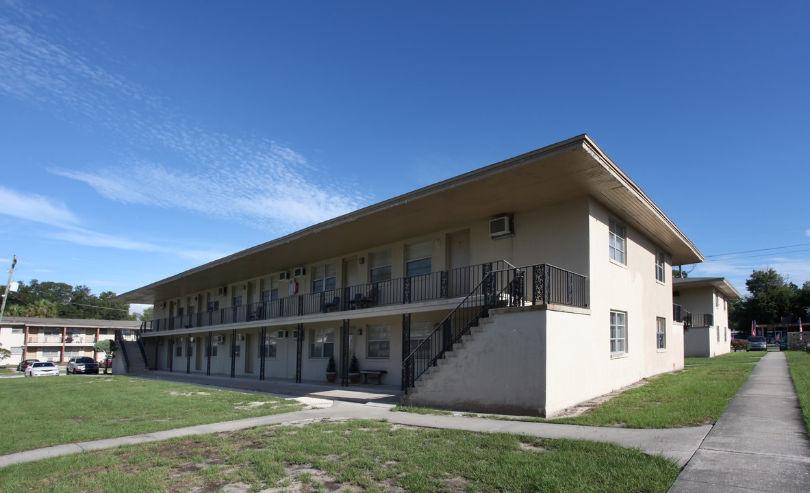 Eagles Court in Jacksonville, FL - Foto de edificio