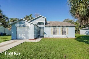 360 Clay St in La Belle, FL - Building Photo