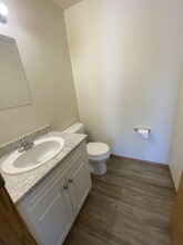 9313 C-93107 107 Ave in Grande Prairie, AB - Building Photo - Building Photo