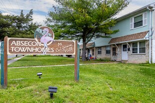 Absecon Townhomes at California Hill in Absecon, NJ - Foto de edificio - Building Photo