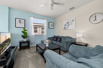 8938 Cabot Cliffs Dr in Kissimmee, FL - Building Photo - Building Photo