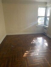 41-09 41st St in Queens, NY - Building Photo - Building Photo