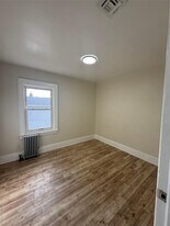 260 Biltmore Ave in Elmont, NY - Building Photo