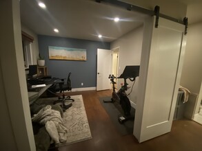 1261 NE Dempsey Dr in Bend, OR - Building Photo - Building Photo