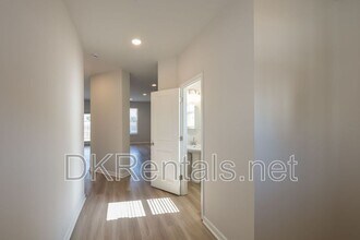 2928 Cottage Ln in College Park, GA - Building Photo - Building Photo