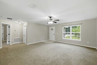 5447 NW 54th Pl in Ocala, FL - Building Photo - Building Photo