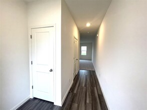 701 Redfish Ln in Hutto, TX - Building Photo - Building Photo
