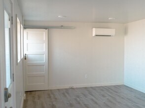 2500 S Van Buren St, Unit Rear Apt in Amarillo, TX - Foto de edificio - Building Photo