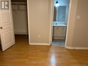 3835 Freeman Terrace in Mississauga, ON - Building Photo - Building Photo