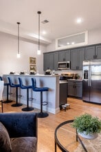 The Lofts at 93 North in Concord, NH - Foto de edificio - Building Photo