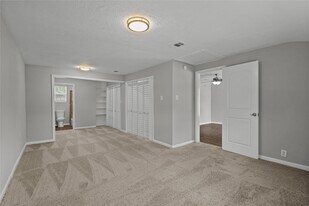 5931 Southville St in Houston, TX - Building Photo
