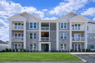 Madison Mallard Creek in Charlotte, NC - Foto de edificio - Building Photo