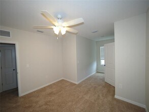 6548 Serenity Fall Ln in Sarasota, FL - Building Photo - Building Photo