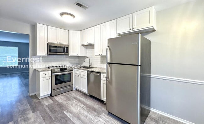 2330 Grayson Valley Dr in Birmingham, AL - Building Photo - Building Photo