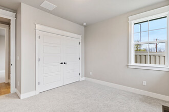4695 S Abbot Way in Meridian, ID - Building Photo - Building Photo