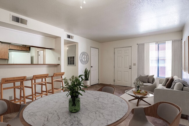 Sunset Springs Apartments in Saint George, UT - Building Photo - Building Photo