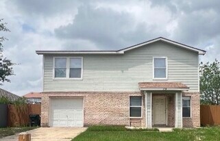 2104 Magnolia St in Mission, TX - Building Photo