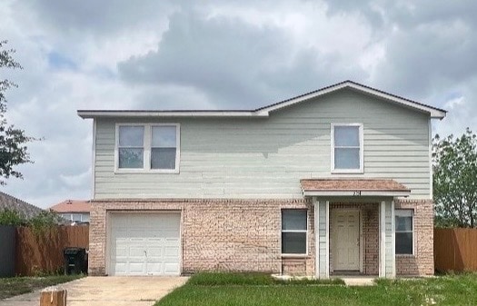 property at 2104 Magnolia St