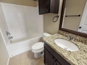 3310 Travis Cole Ave in College Station, TX - Building Photo - Building Photo
