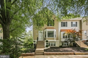 1531 Marlborough Ct in Crofton, MD - Building Photo