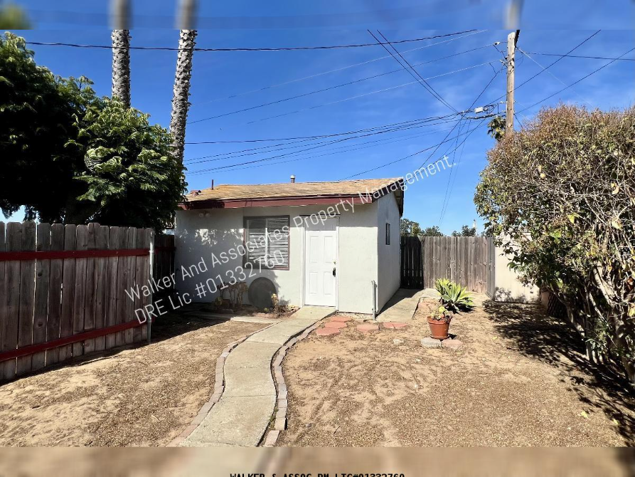 257 Ross Ln in Santa Maria, CA - Building Photo