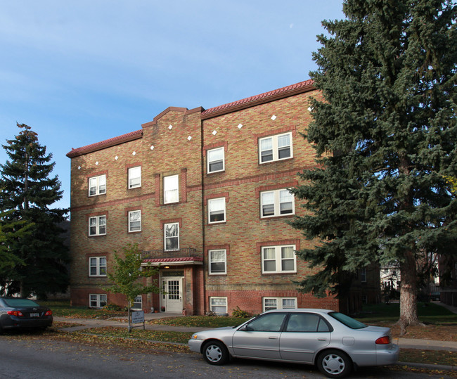 Avon Apartments in Minneapolis, MN - Foto de edificio - Building Photo