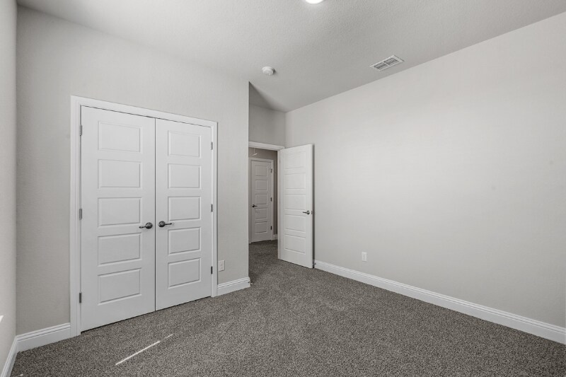 1400 Razorbill Rd in Denton, TX - Building Photo