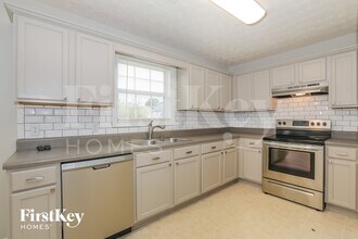 3360 Wrenwood Ct in Loganville, GA - Foto de edificio - Building Photo