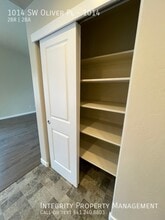 1014 SW Oliver Pl in Grants Pass, OR - Building Photo - Building Photo