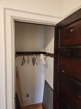 832 E Clarke St in Milwaukee, WI - Foto de edificio - Building Photo