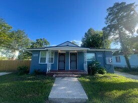 1497 W 13th St in Jacksonville, FL - Building Photo