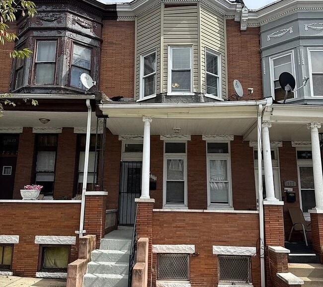 property at 1625 Appleton St