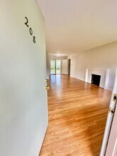 208 Mirada Ave in San Rafael, CA - Building Photo - Building Photo